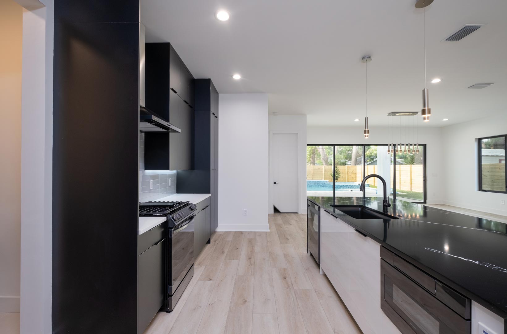One Story Modern Homes