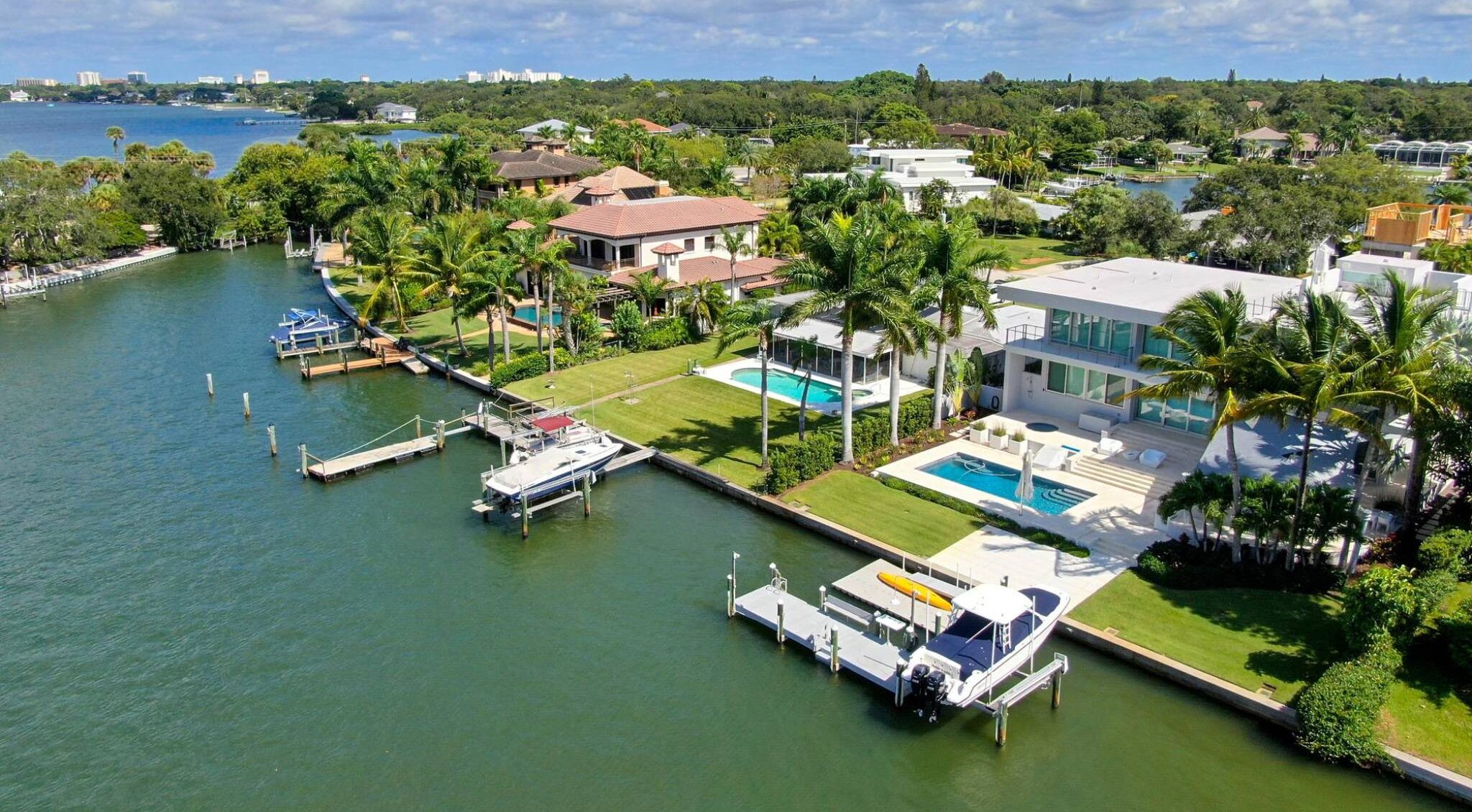 Why Relocators Prefer Tampa Over Miami or Orlando?